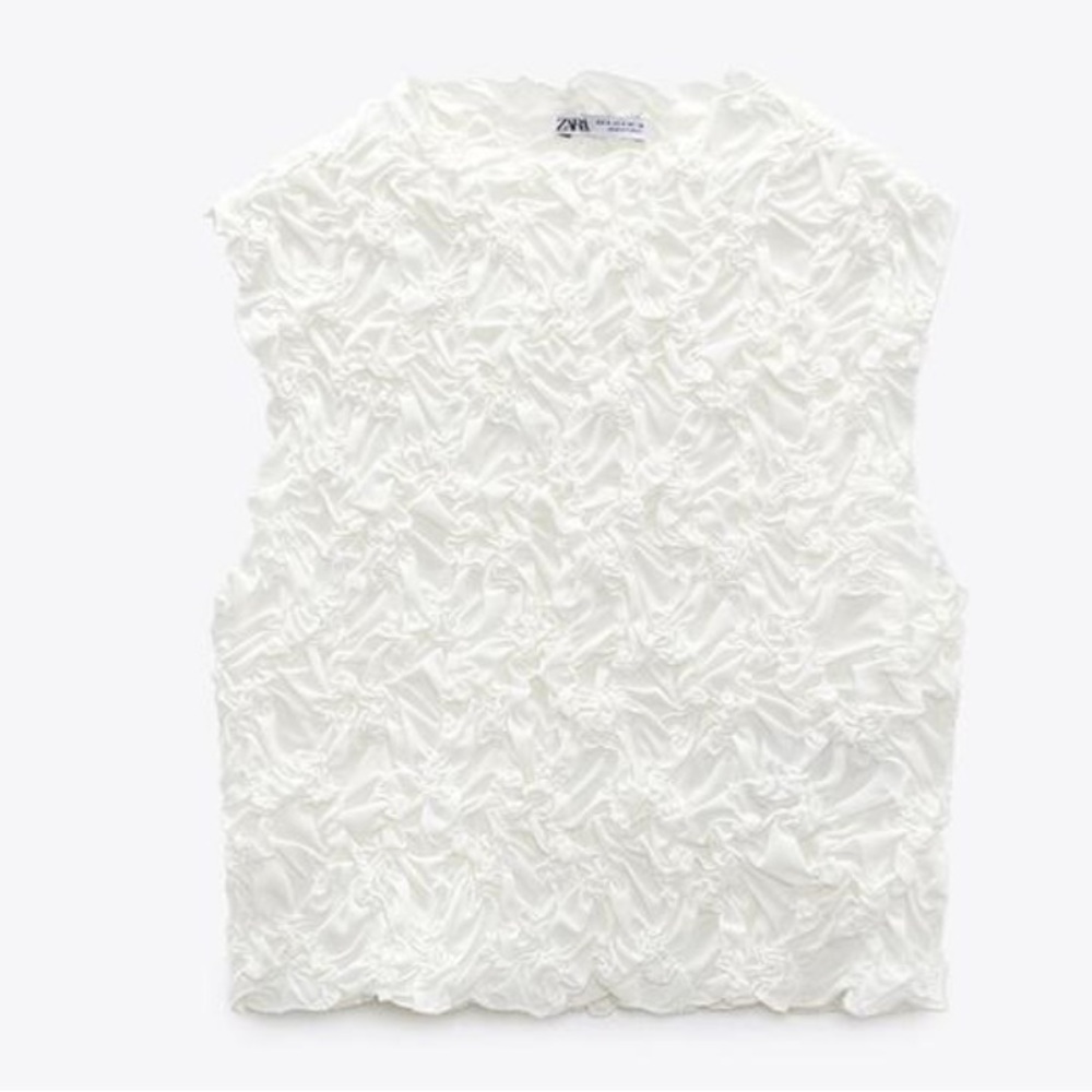 Textured White Top - Picture 3 of 3